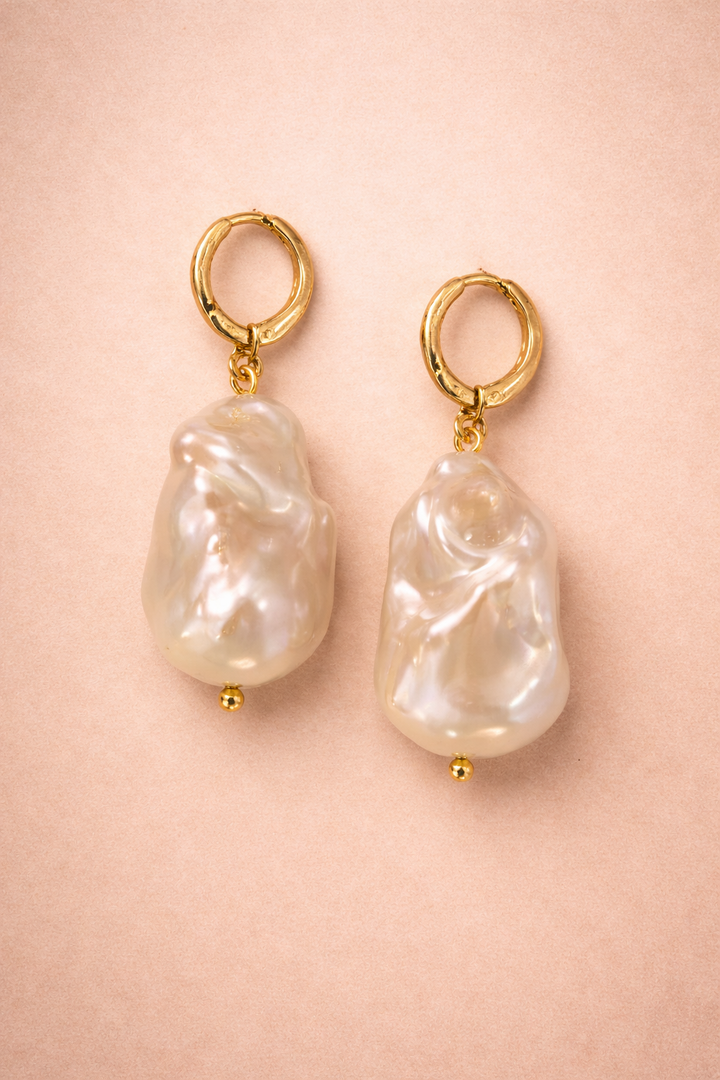 Solea Pearl Drops Earrings