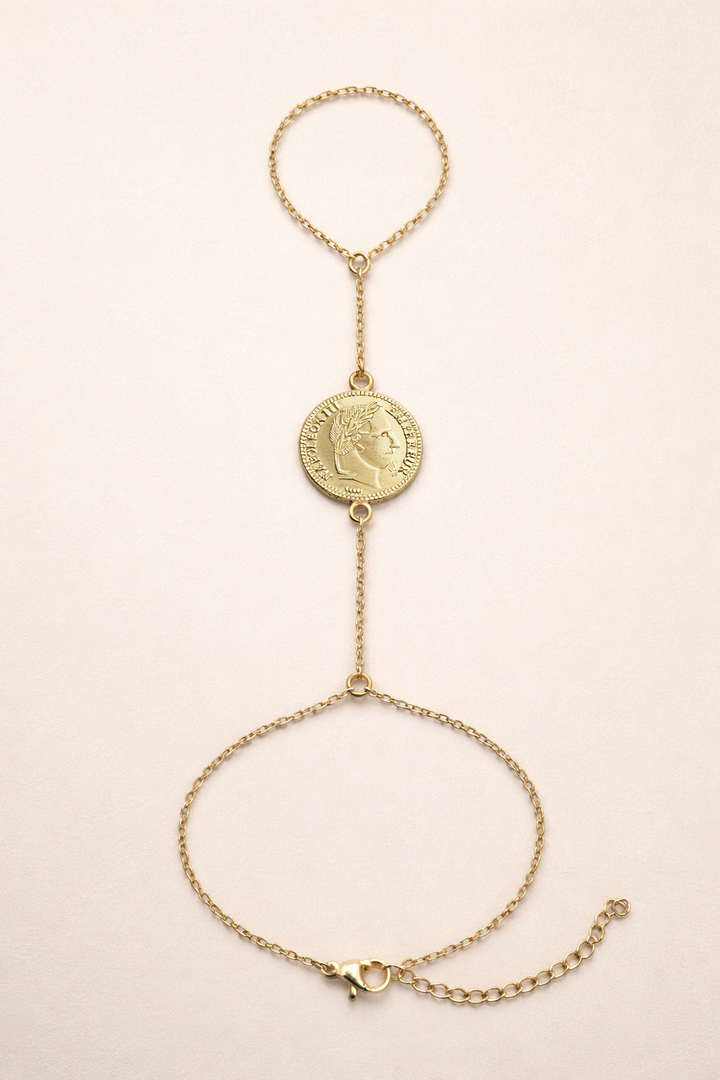 Empire Lumière Hand Chain Bracelet
