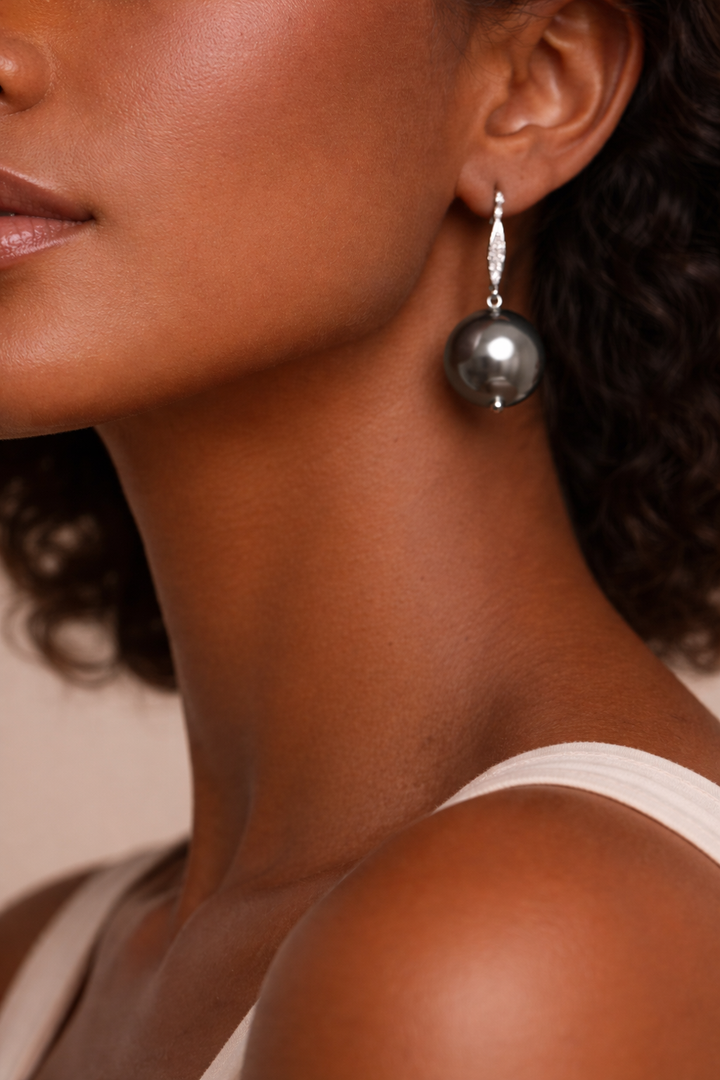 Éclipse Lumière Earrings