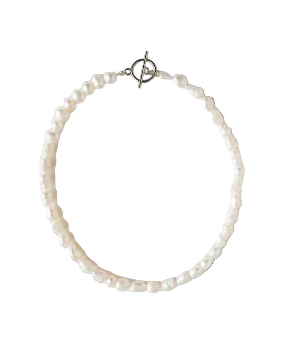 NECKLACE MR 12 – freshwater pearl necklace with elegant gold-plated chain